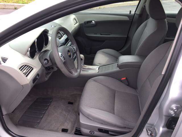 2011 Chevrolet Malibu LT 4dr Sedan W/1lt